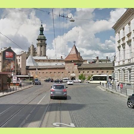 Апартаменти в історичному центрі Львова Экстерьер фото